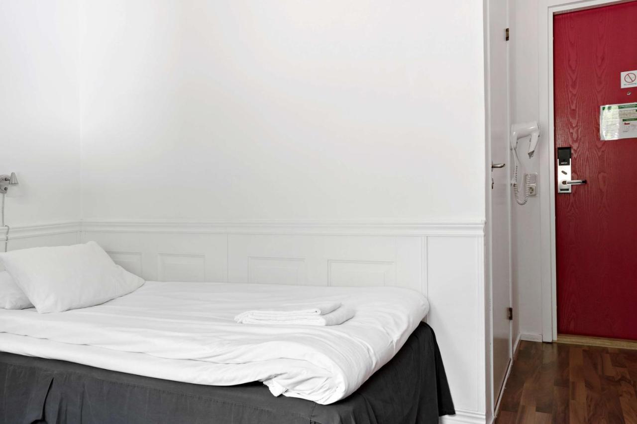 Sure Hotel By Best Western Vilsta Sporthotell Eskilstuna Exterior foto