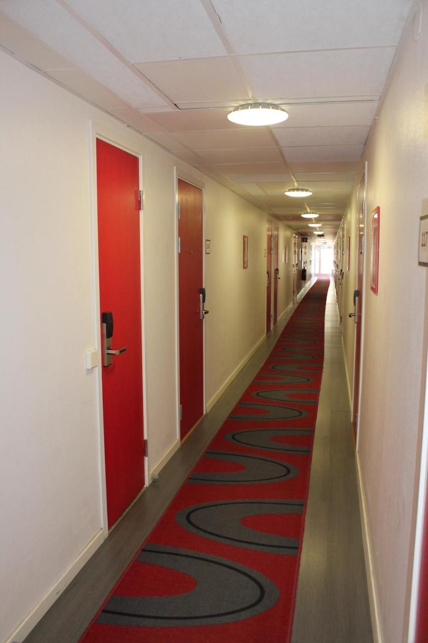 Sure Hotel By Best Western Vilsta Sporthotell Eskilstuna Exterior foto